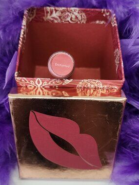 Enchanted Gloss ( 1 Tube )